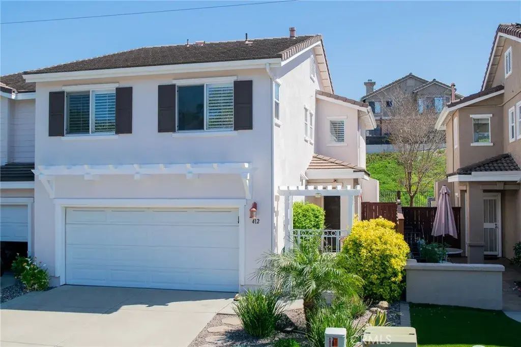 412 Dakota, Oceanside
