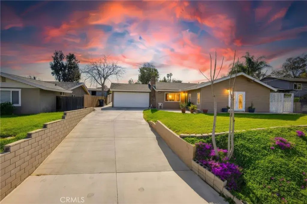 1090 4th, Norco