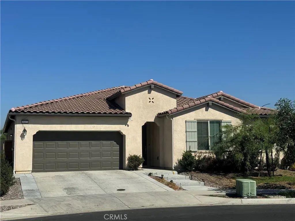 9413 Venetian, Jurupa Valley