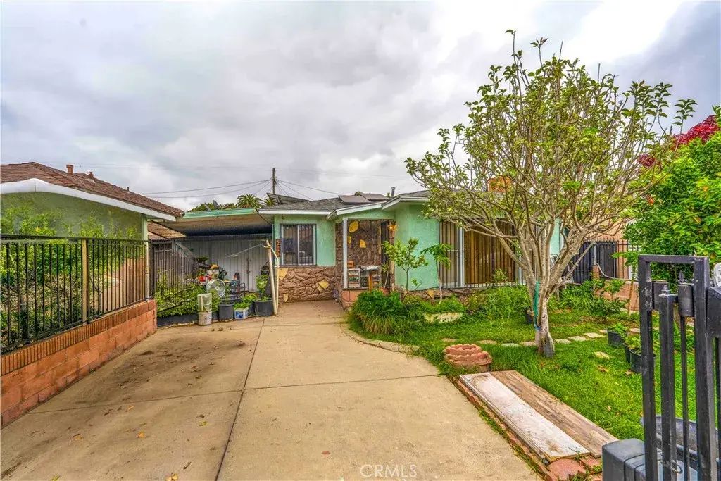 5630 Myrtle, Long Beach