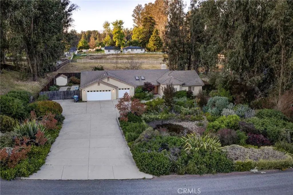 2090 Idyllwild, Arroyo Grande