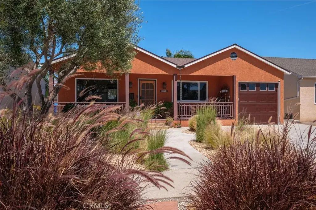 5329 W 119th Place, Hawthorne