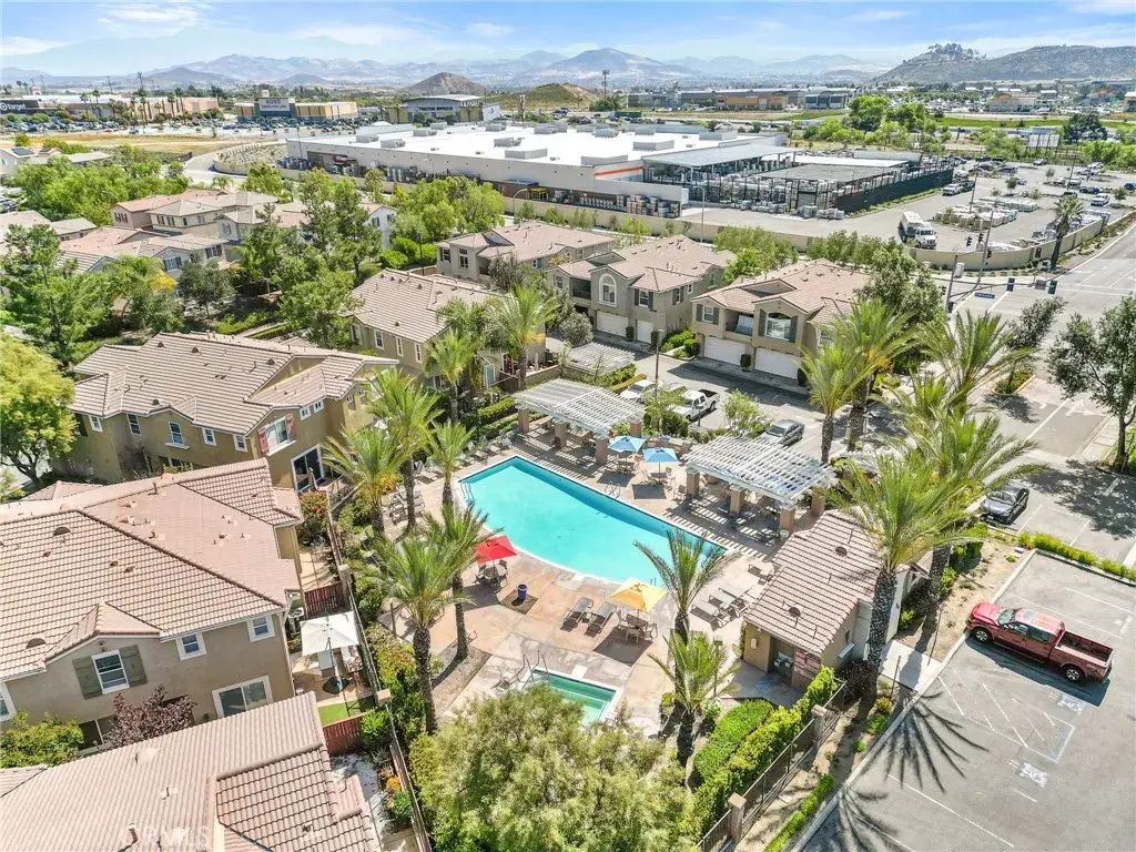 27425 Gentlebrook Court 2, Murrieta