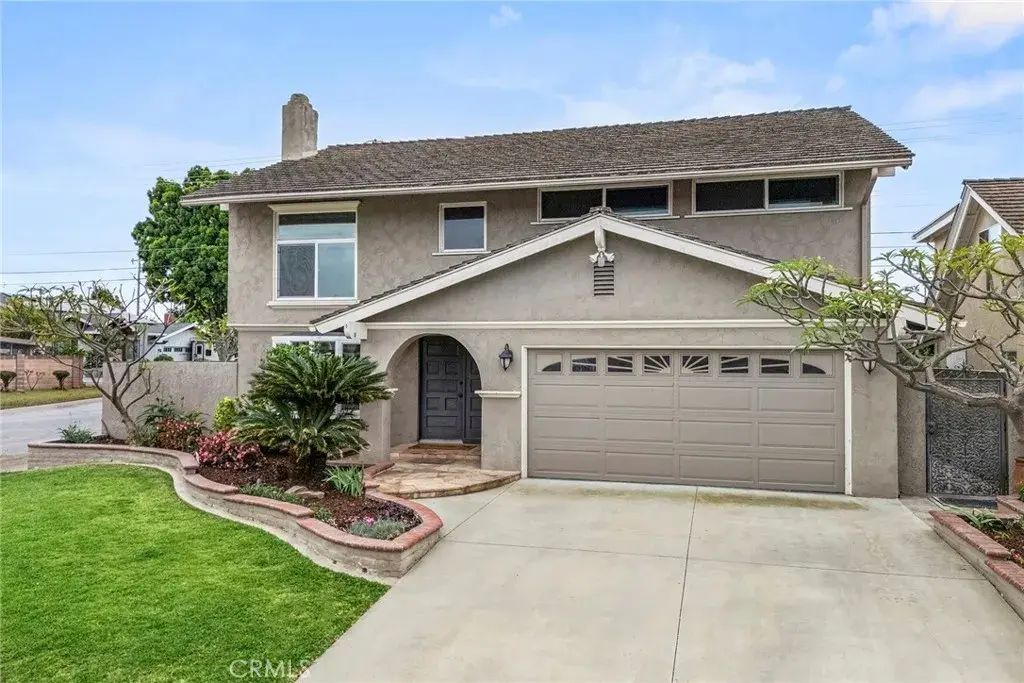 5602 Oak Drive, La Palma