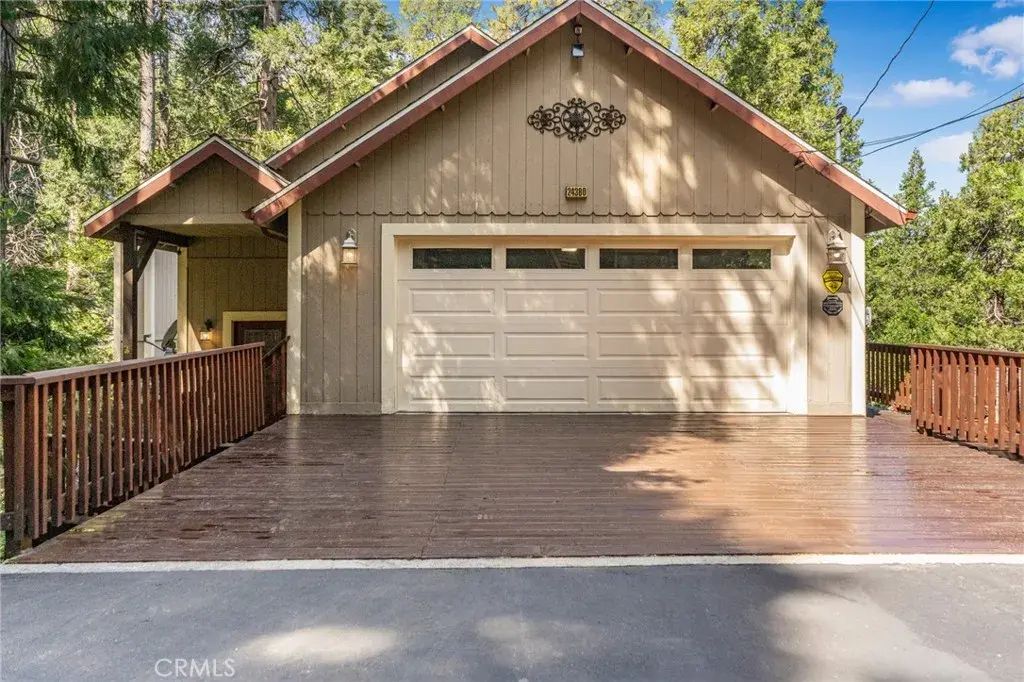 24380 Horst, Crestline