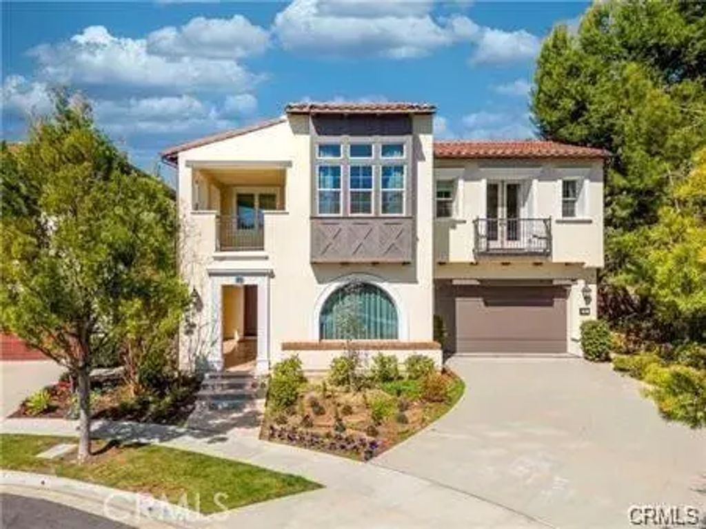 51 Dunmore, Irvine