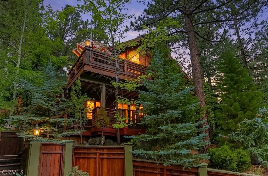 845 Menlo, Big Bear Lake