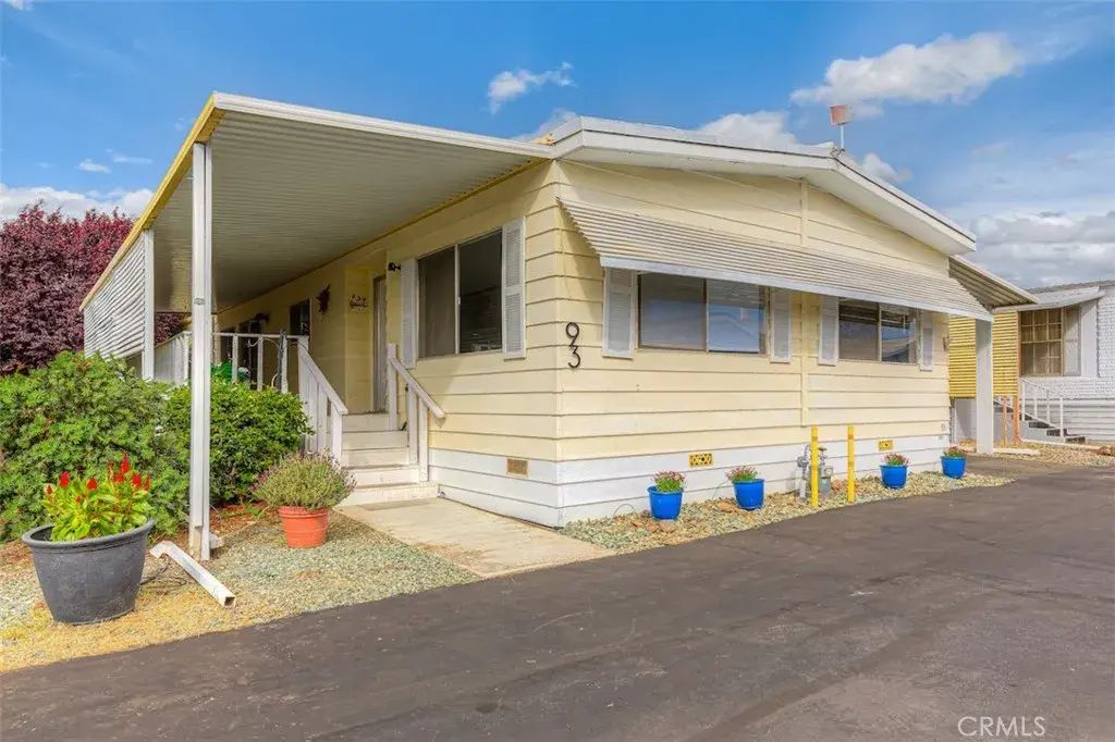 1675 Manzanita 93, Chico