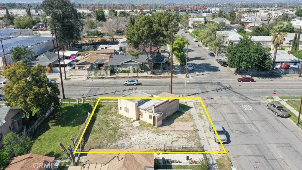 1003 W Rialto, San Bernardino