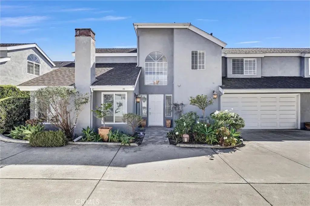 2626 Santa Ana Avenue 2, Costa Mesa