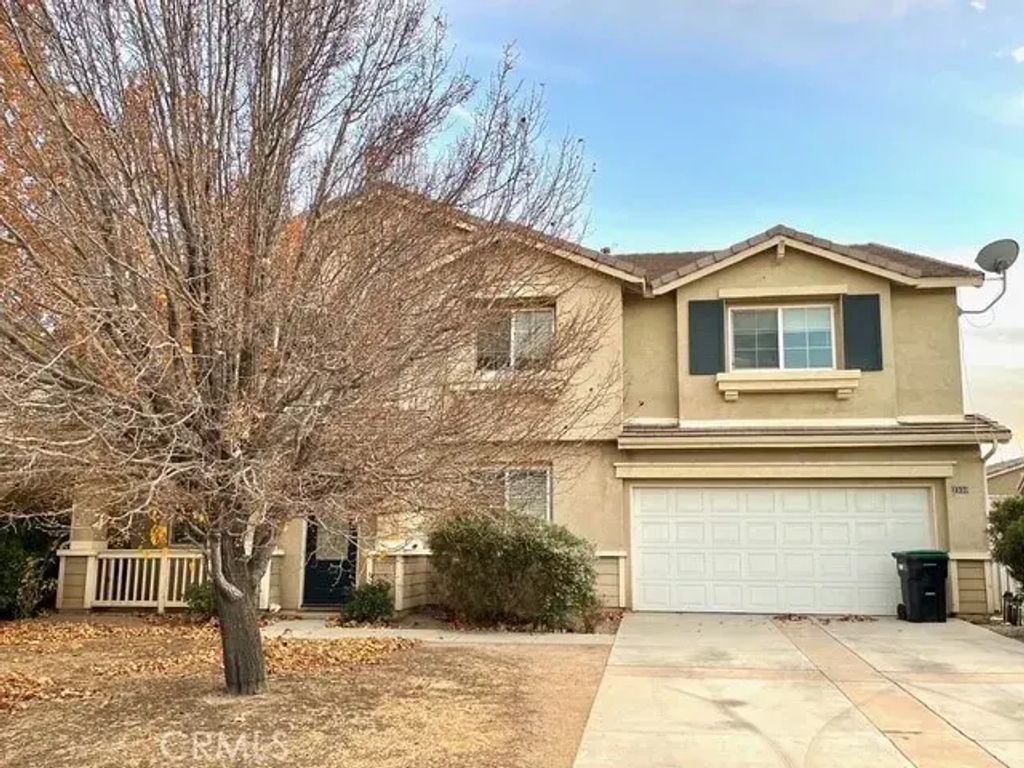 2330 W Avenue P12, Palmdale