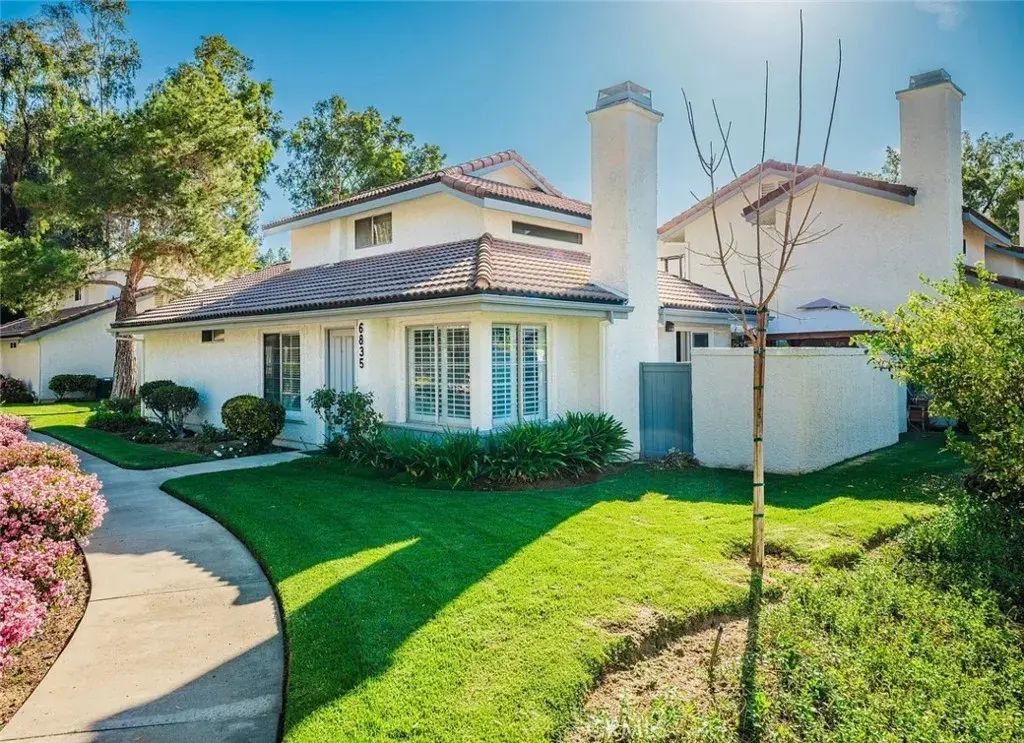 6835 Poppyview, Oak Park
