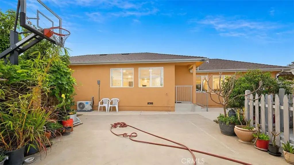 628 W Floral A, Monterey Park