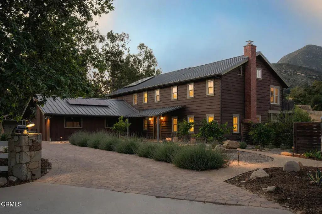 817 Del Oro Drive, Ojai
