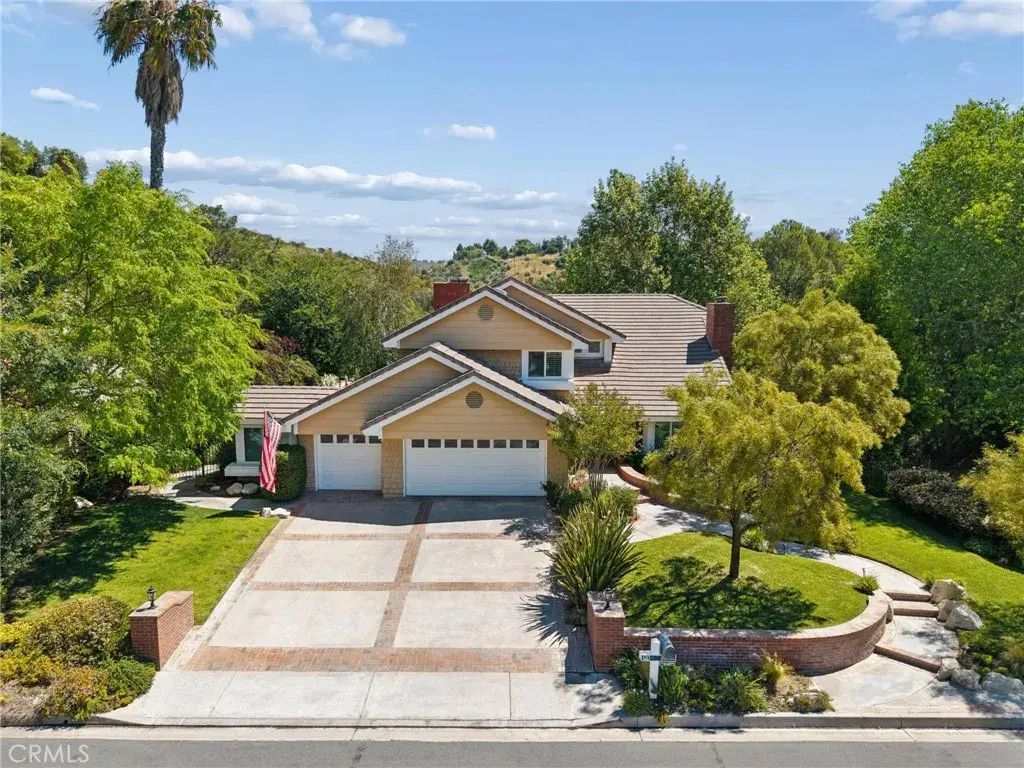 22043 Parvin, Saugus