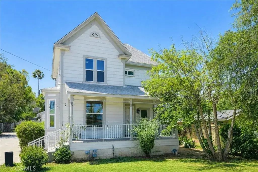 2942 Denton, Riverside