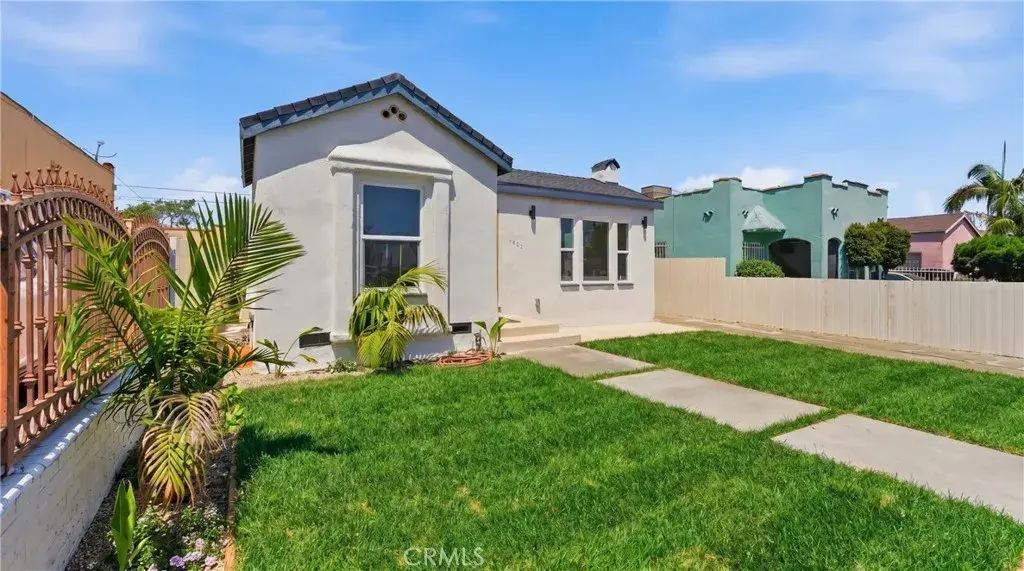 1431 W 90th, Los Angeles