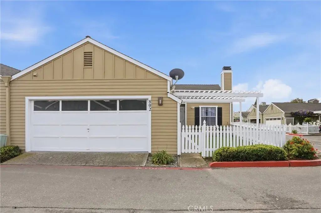 802 Del Rey, Santa Maria