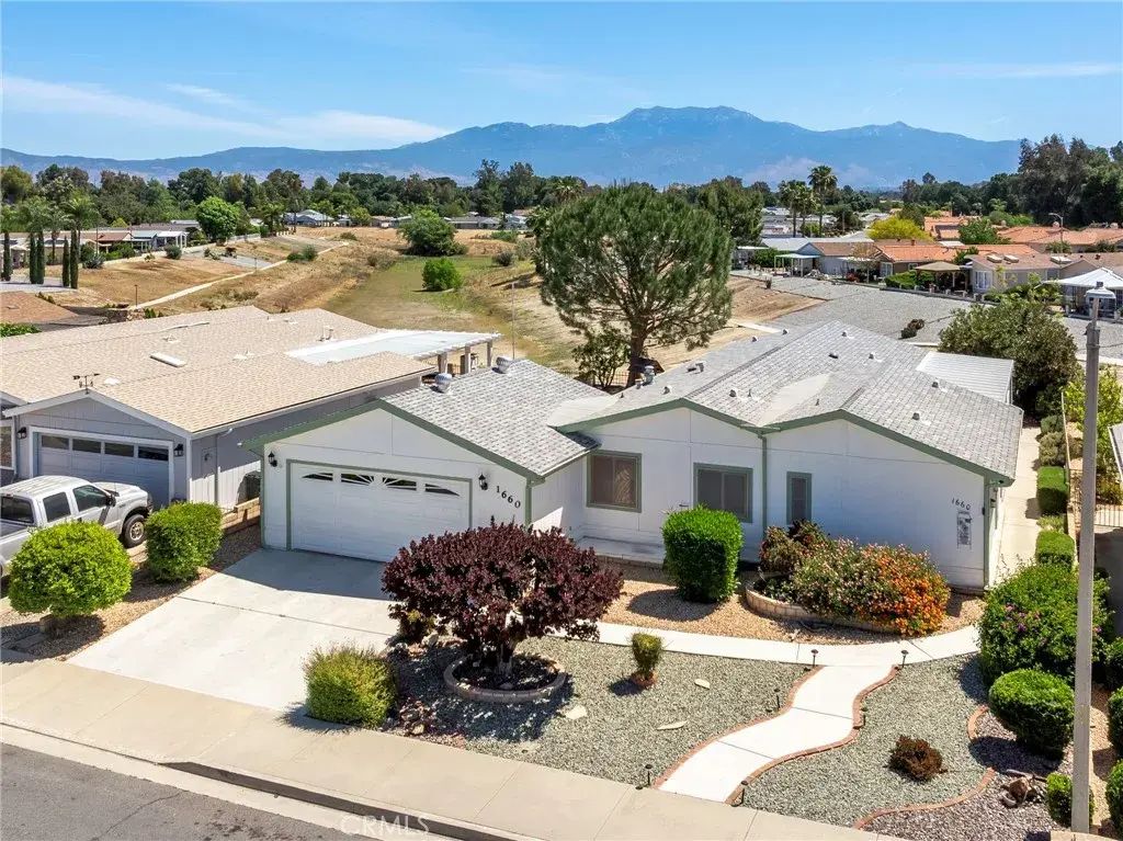 1660 Brentwood, Hemet