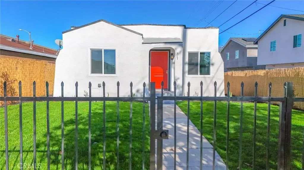 317 W 107th, Los Angeles
