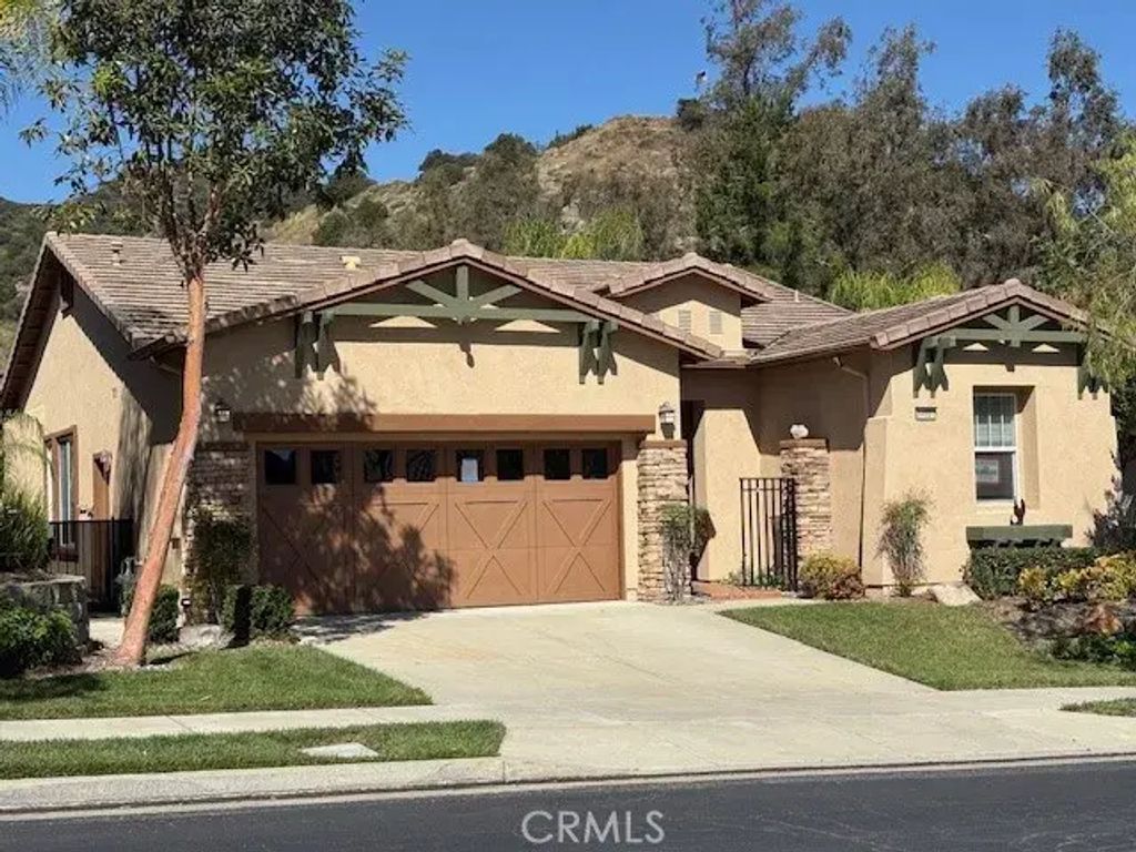 24001 Fawnskin Drive, Corona