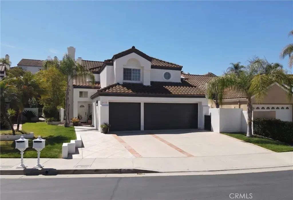 24712 Calle Conejo, Calabasas