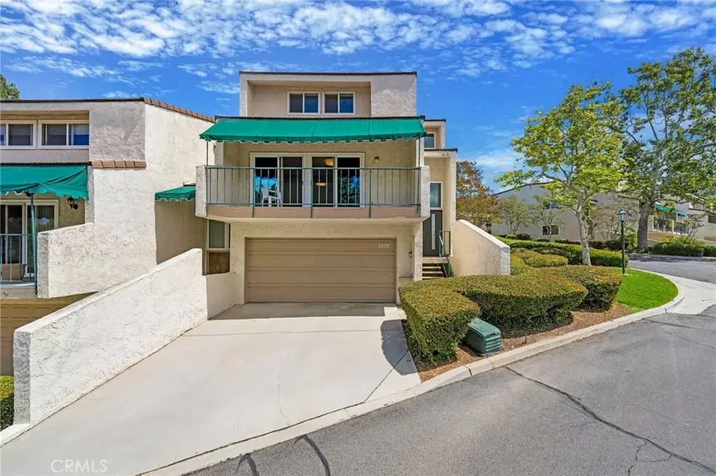 2225 Vista Del Sol, Fullerton