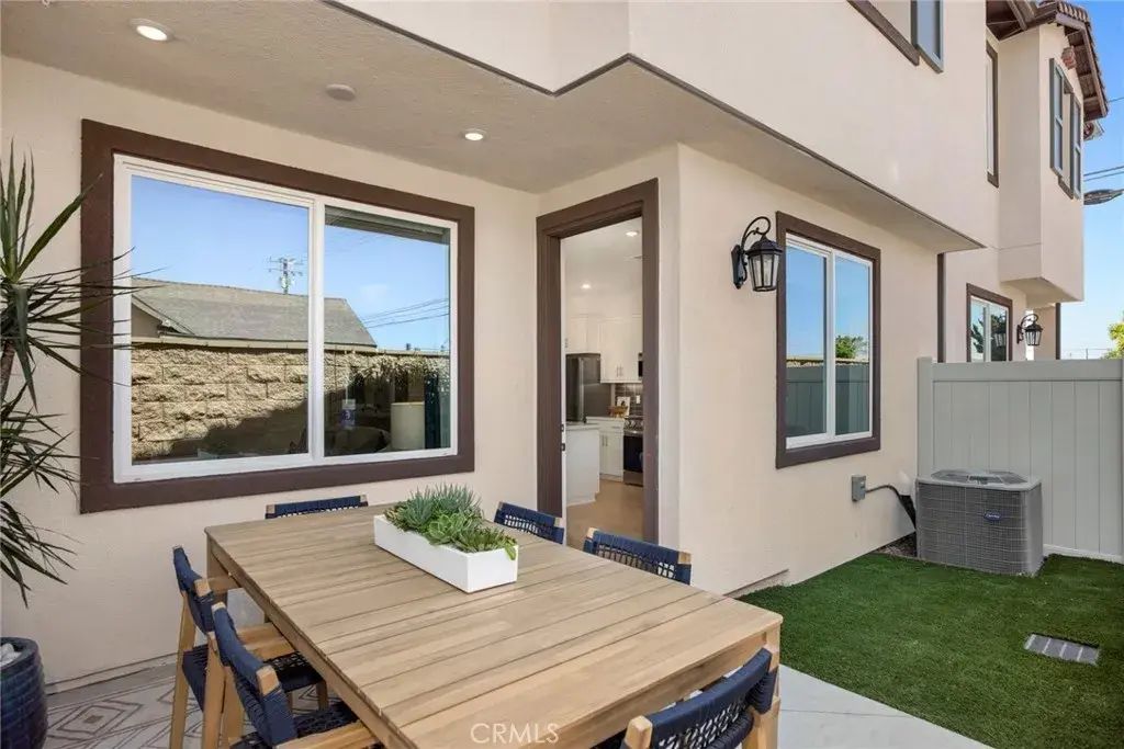 7005 Solara Way, Westminster