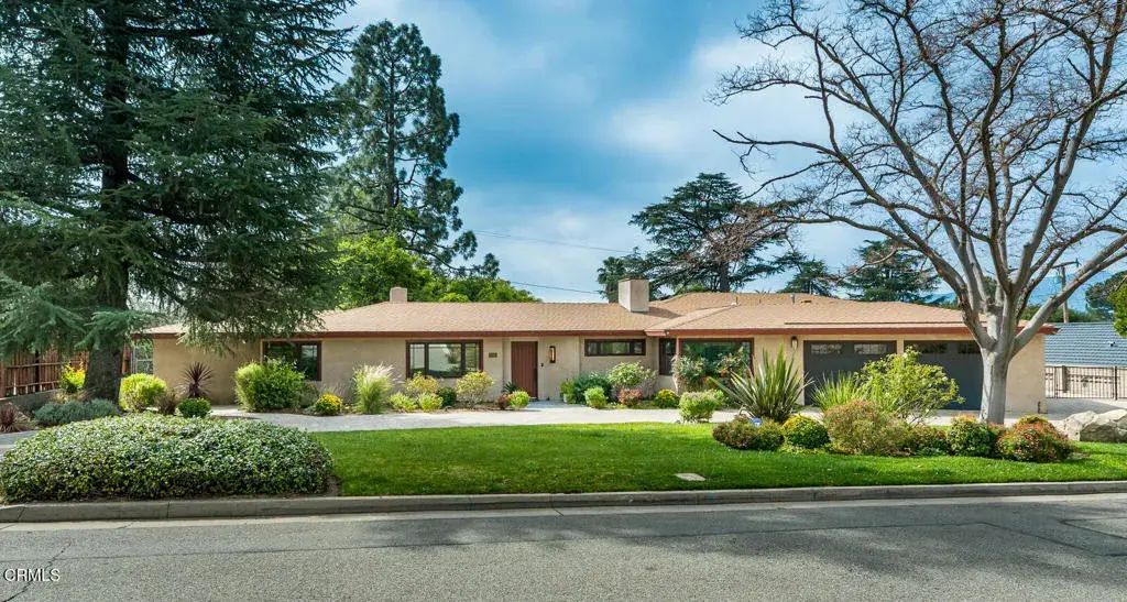 2136 Sunnybank Drive, La Canada Flintridge