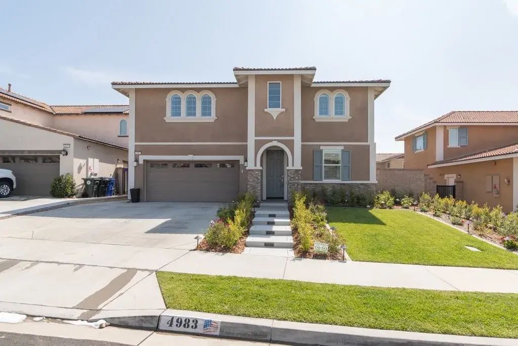 4983 Oak Moss, Fontana