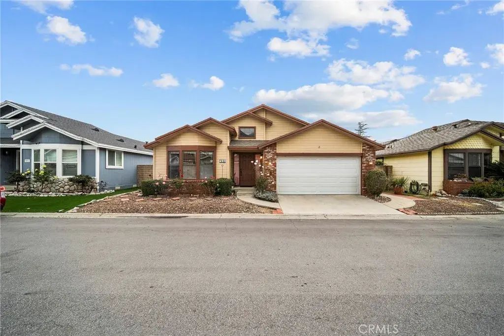 13691 Gavina 490, Sylmar