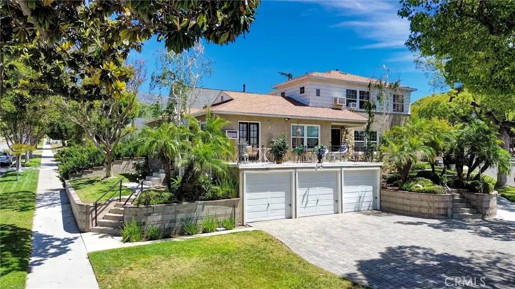 1120 East Avenue, Burbank