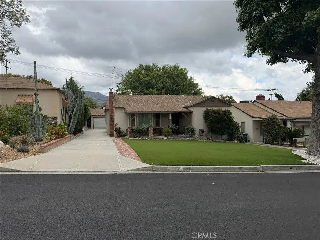 2414 N Lamer, Burbank