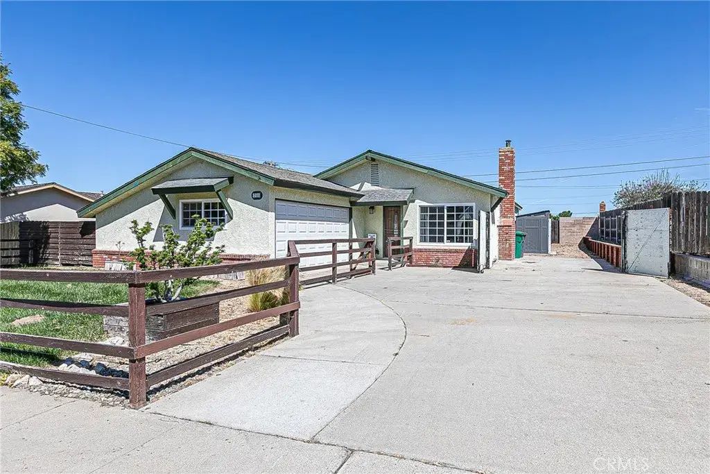 741 Edgewood, Santa Maria