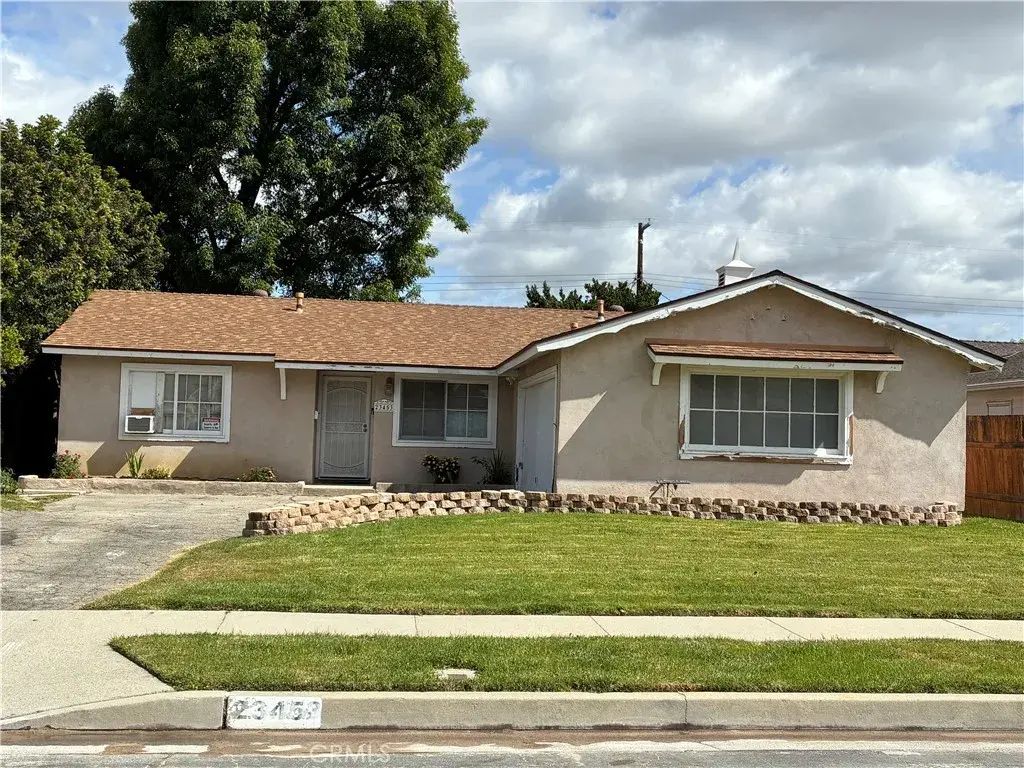 23453 Mobile, West Hills