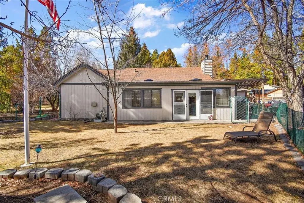 332 W Meadow, Big Bear City