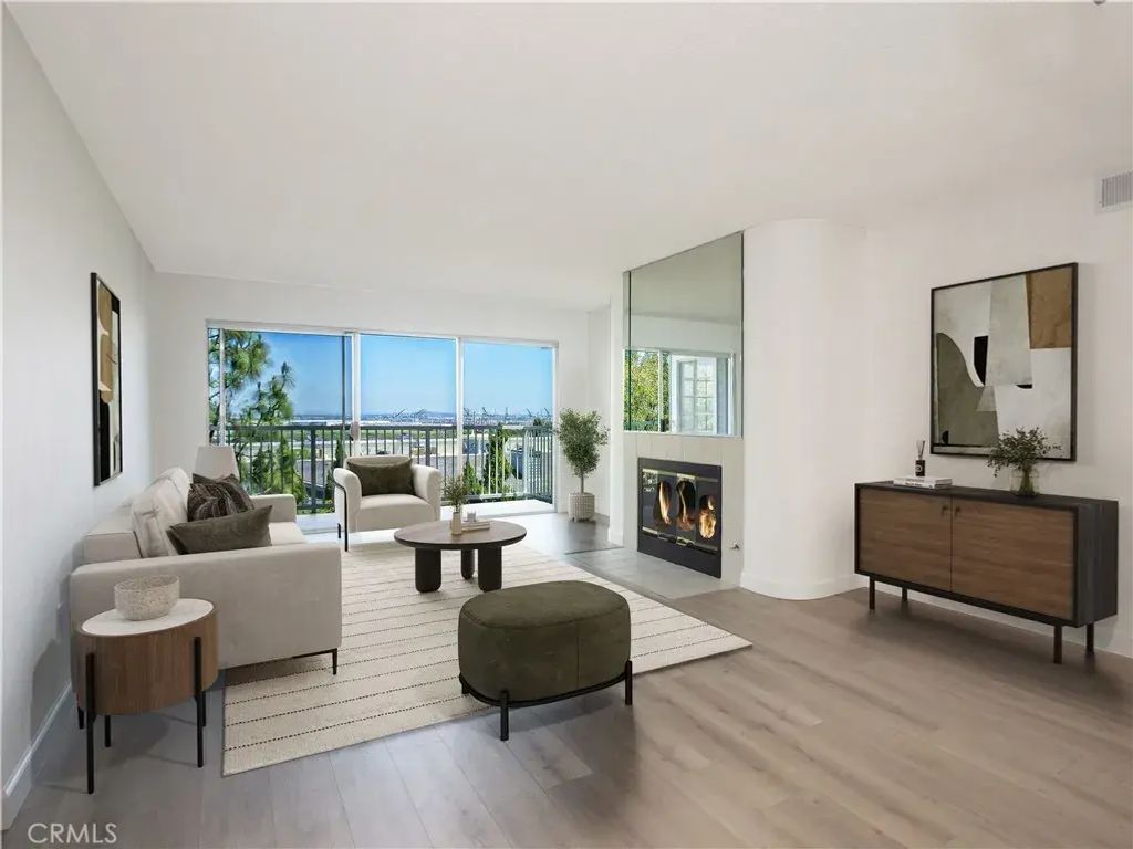 1418 Brett Place #206, San Pedro