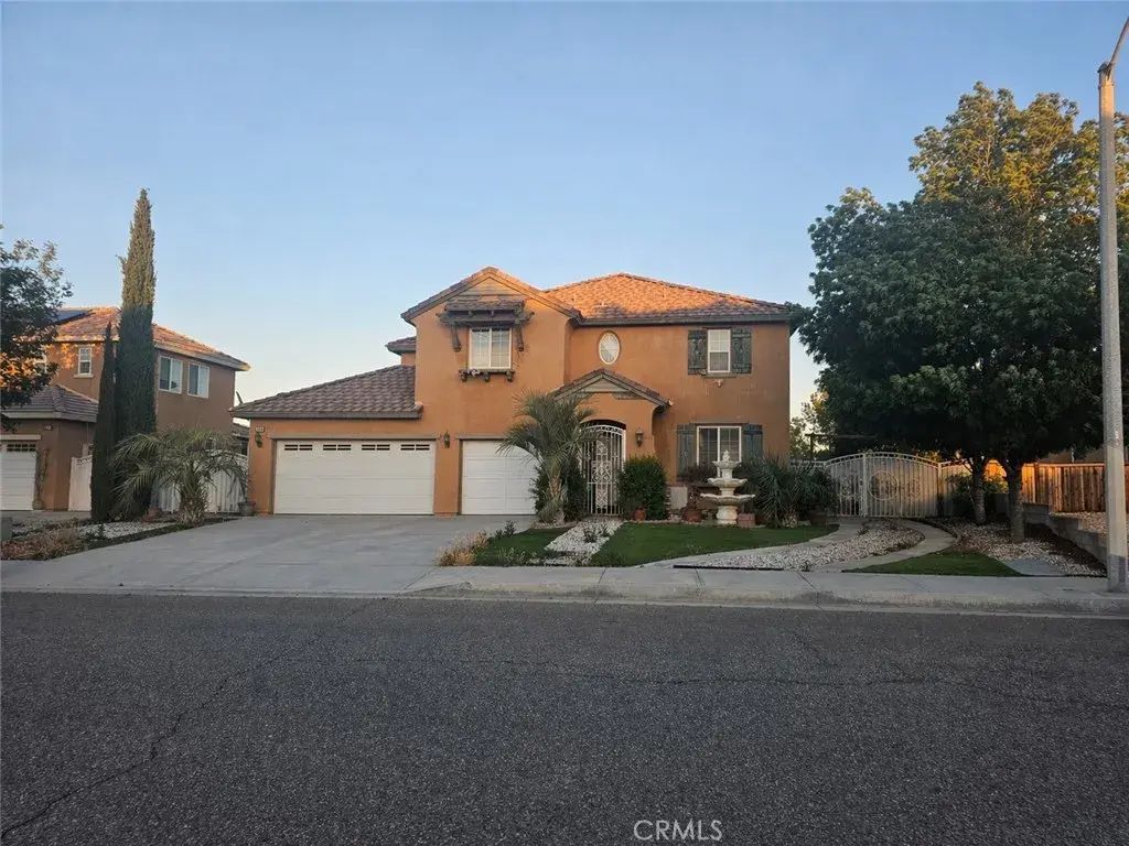 15541 Bow String, Victorville