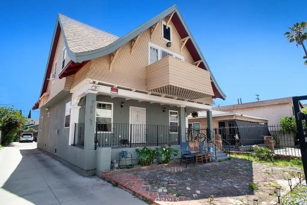 708 W 40th, Los Angeles
