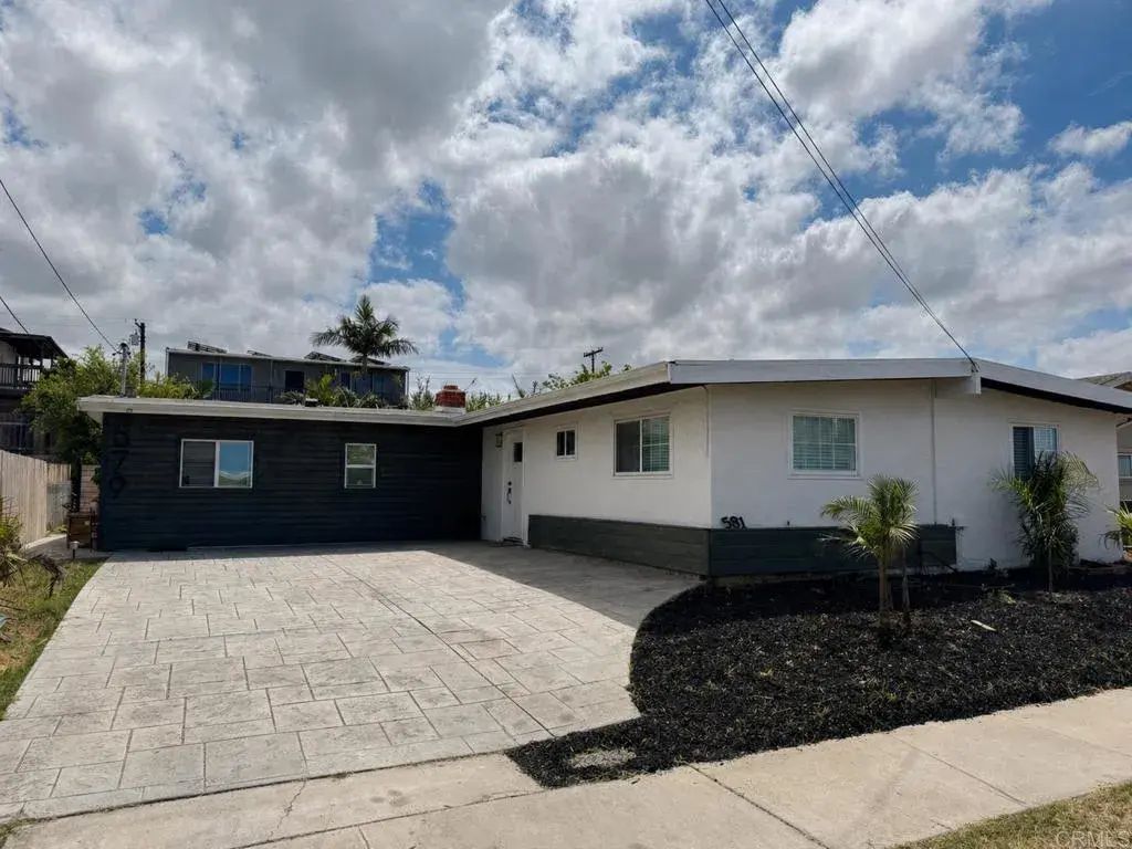581 Le May Avenue, 