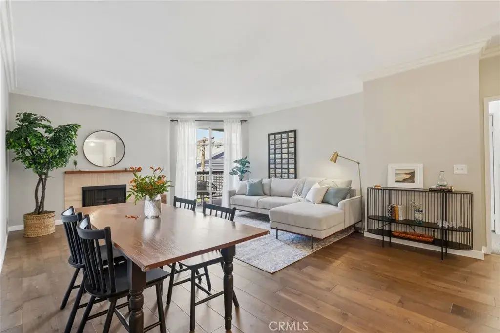 10021 Tabor Street 302, Los Angeles