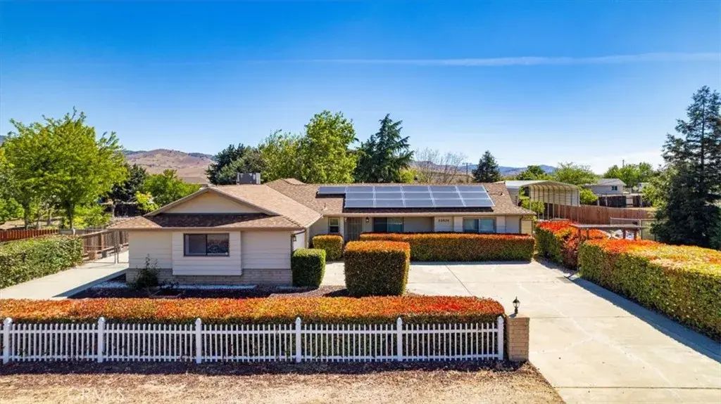 22020 Westwood, Tehachapi