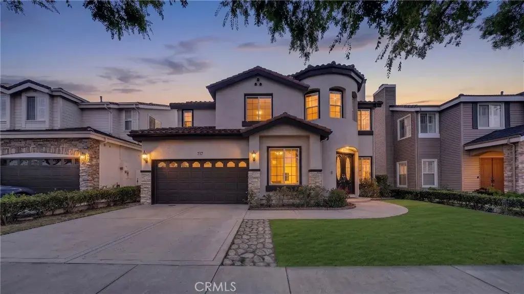 717 High, Redondo Beach