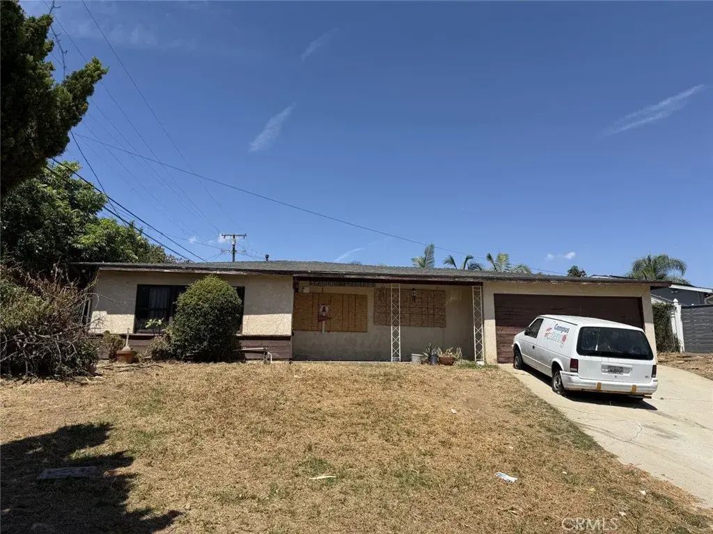 14427 Tedford, Whittier