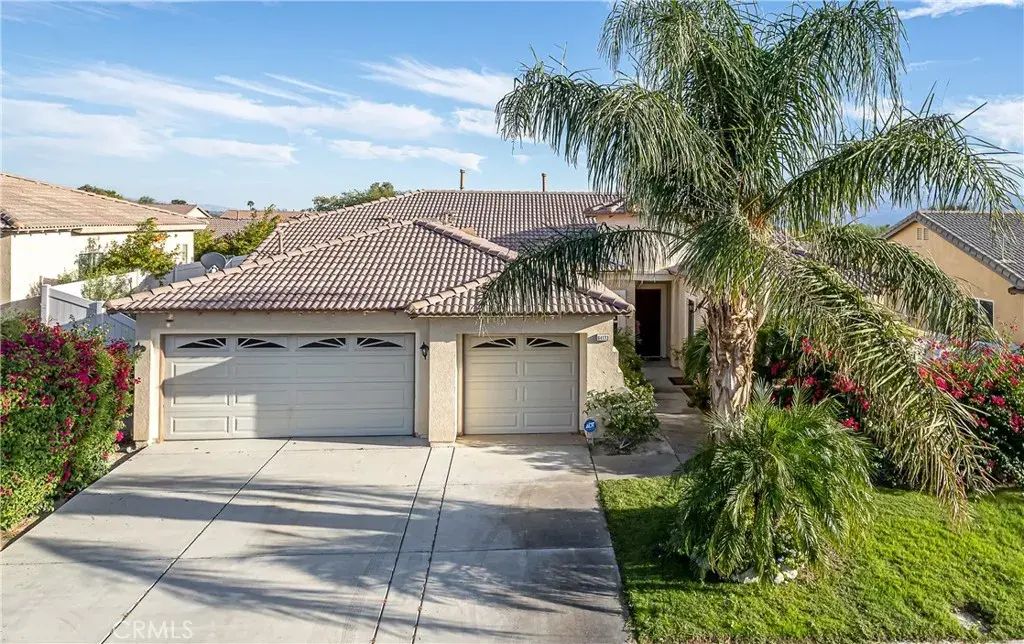 64173 Silver Star, Desert Hot Springs