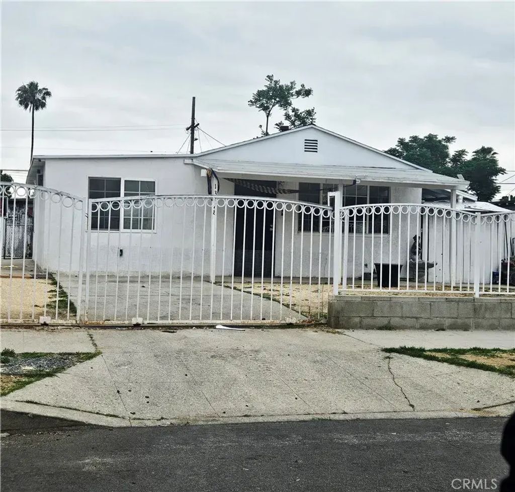 13328 Louvre, Pacoima