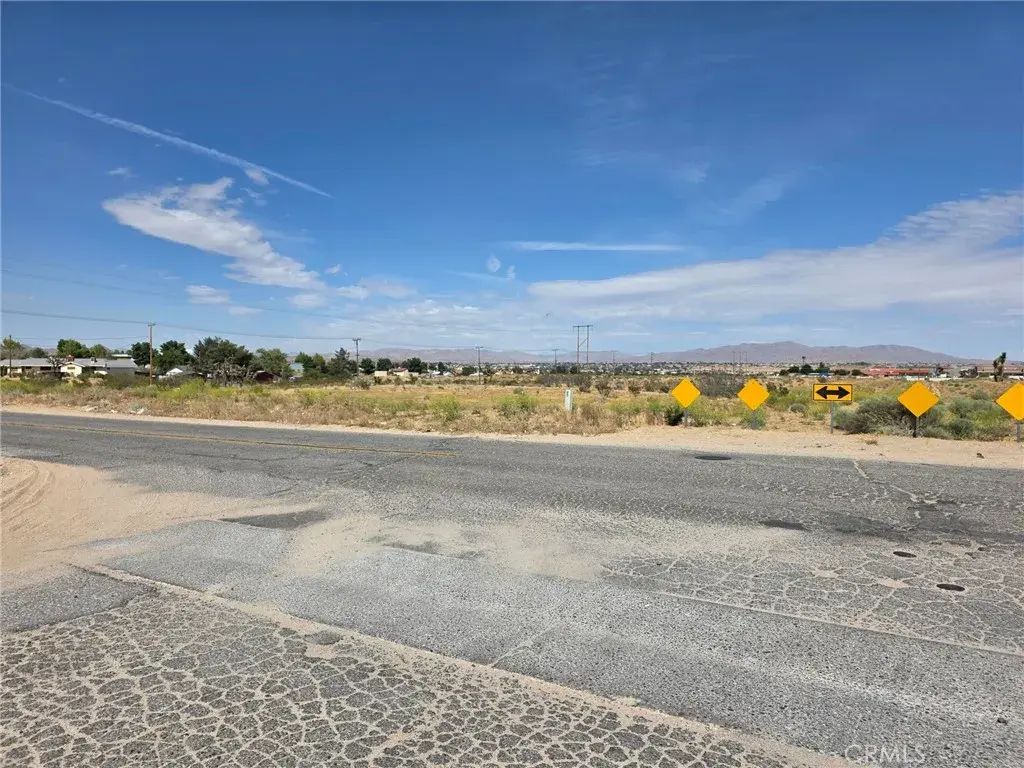 Tamarisk Rd, Victorville