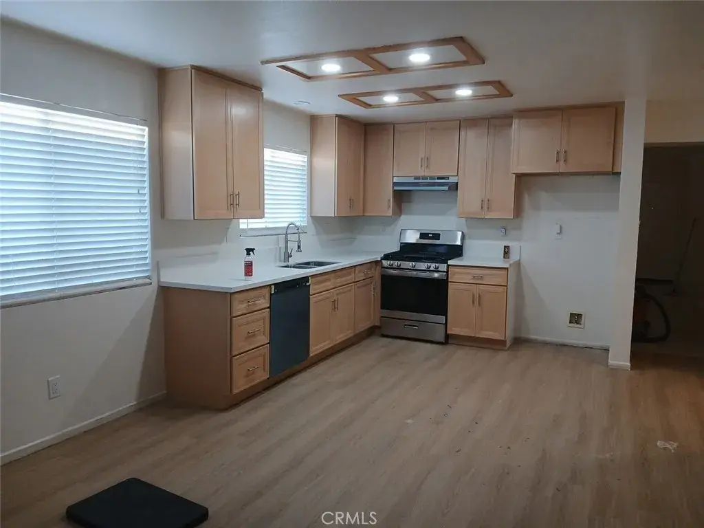 12067 White Oak Court, Victorville