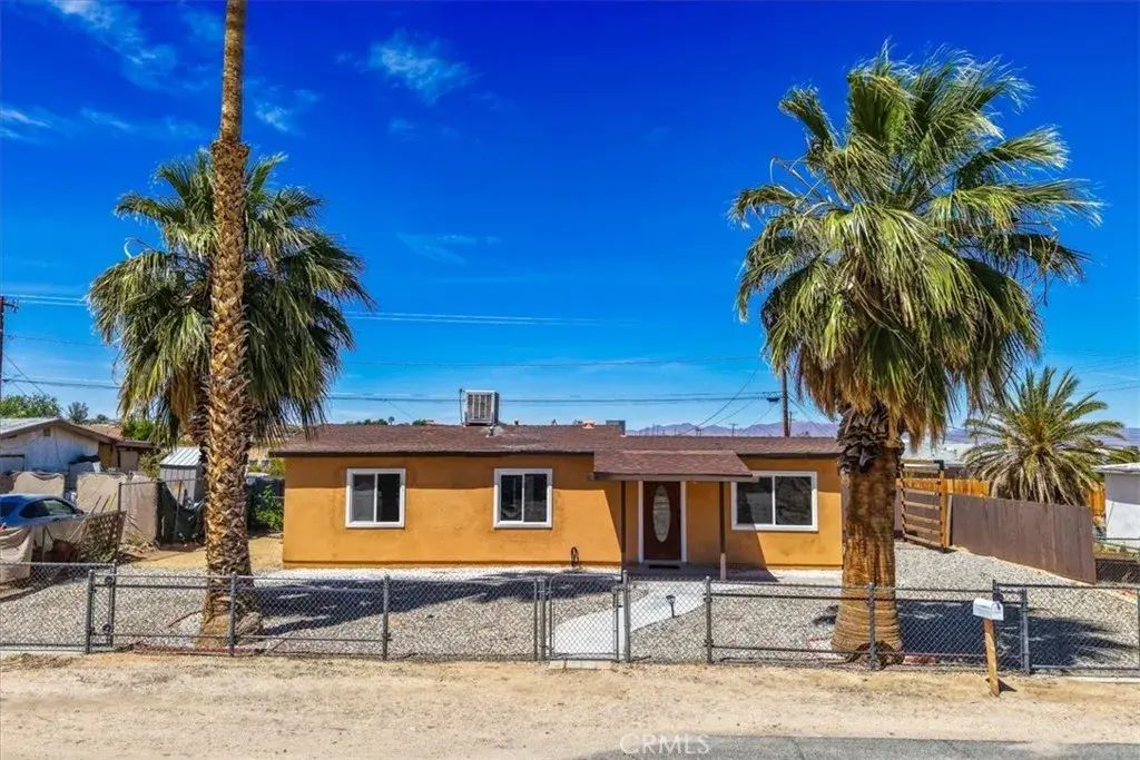 74076 Casita, 29 Palms