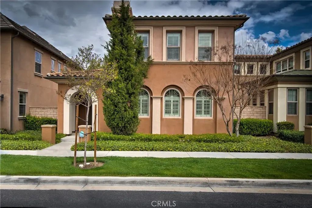 31 Twin Gables, Irvine
